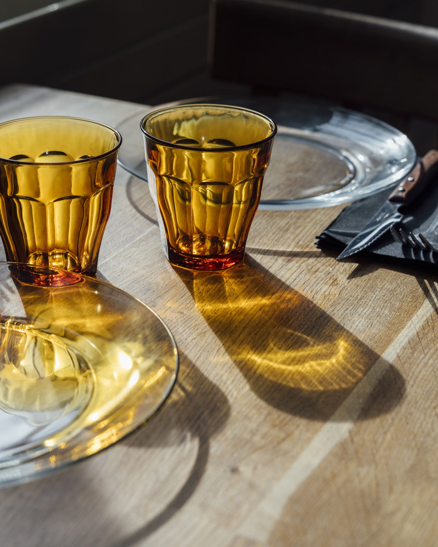 Table décoré avec des verres Picardie Vermeil