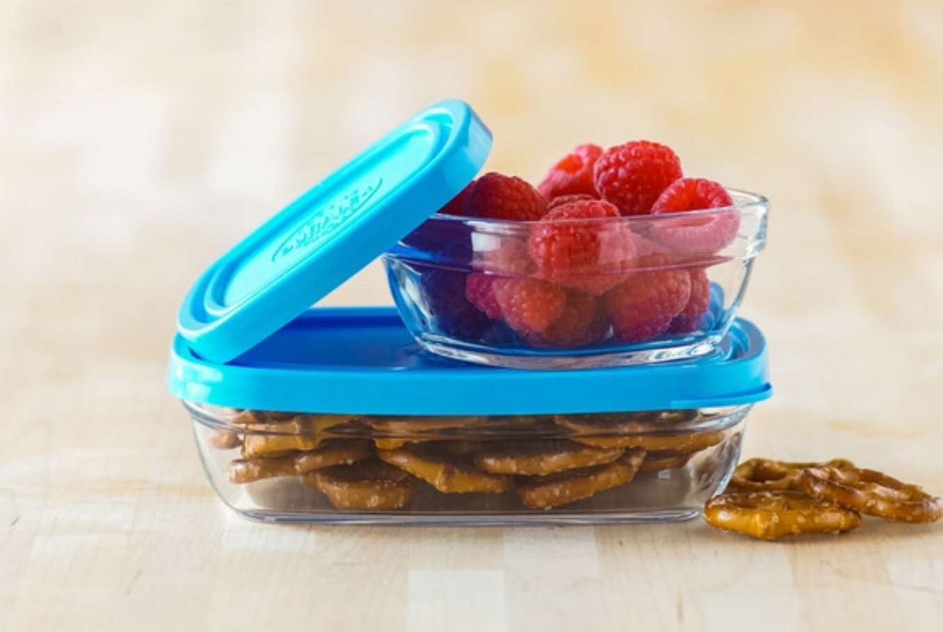 Freshbox - Boite de conservation transparente rectangulaire 15 cm avec couvercle bleu